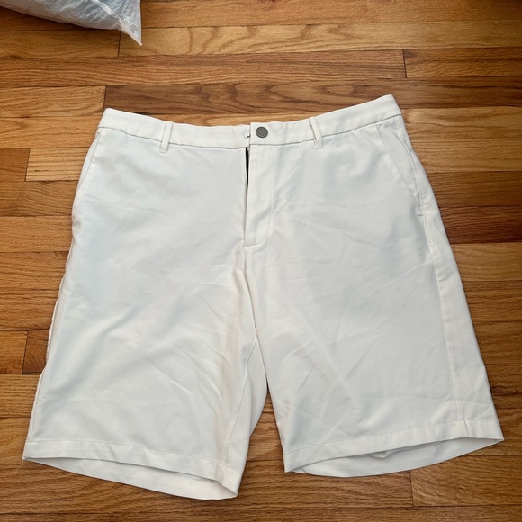 Bonobos White Golf Performance Shorts - Picture 1 of 5